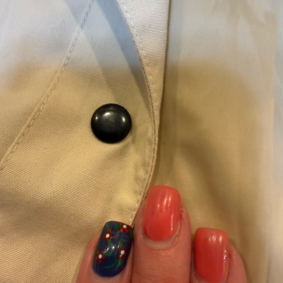 Women's Vintage Saxton Hall Cream Trench Coat size 7 - Picture 16 of 16